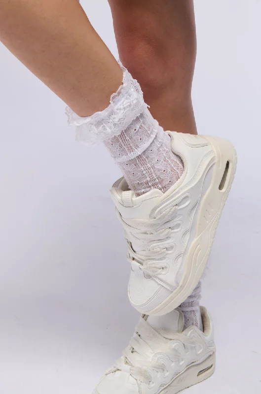 Waterproof Socks for Rainy Days-RUFFLE ME UP SOCKS IN WHITE