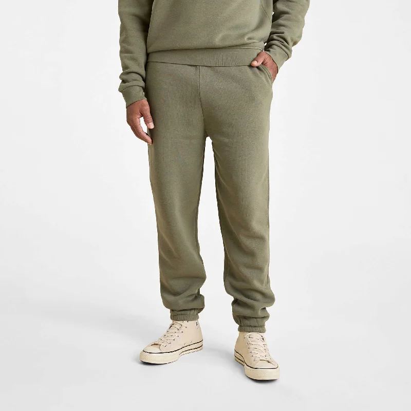 Sporty Basketball Shorts for Court Play-Men's Classic Sweatpant | Olive