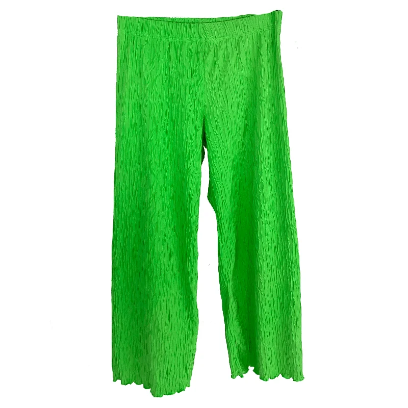 Comfortable Loose-Fit Shorts for Summer Comfort-Classic Green Crinkle Jacquard Knit Energy Pant