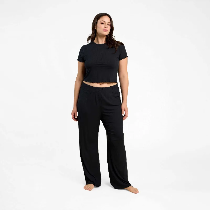 Comfortable Loose-Fit Shorts for Summer Comfort-Mini Rib Wide Leg Pant | Black